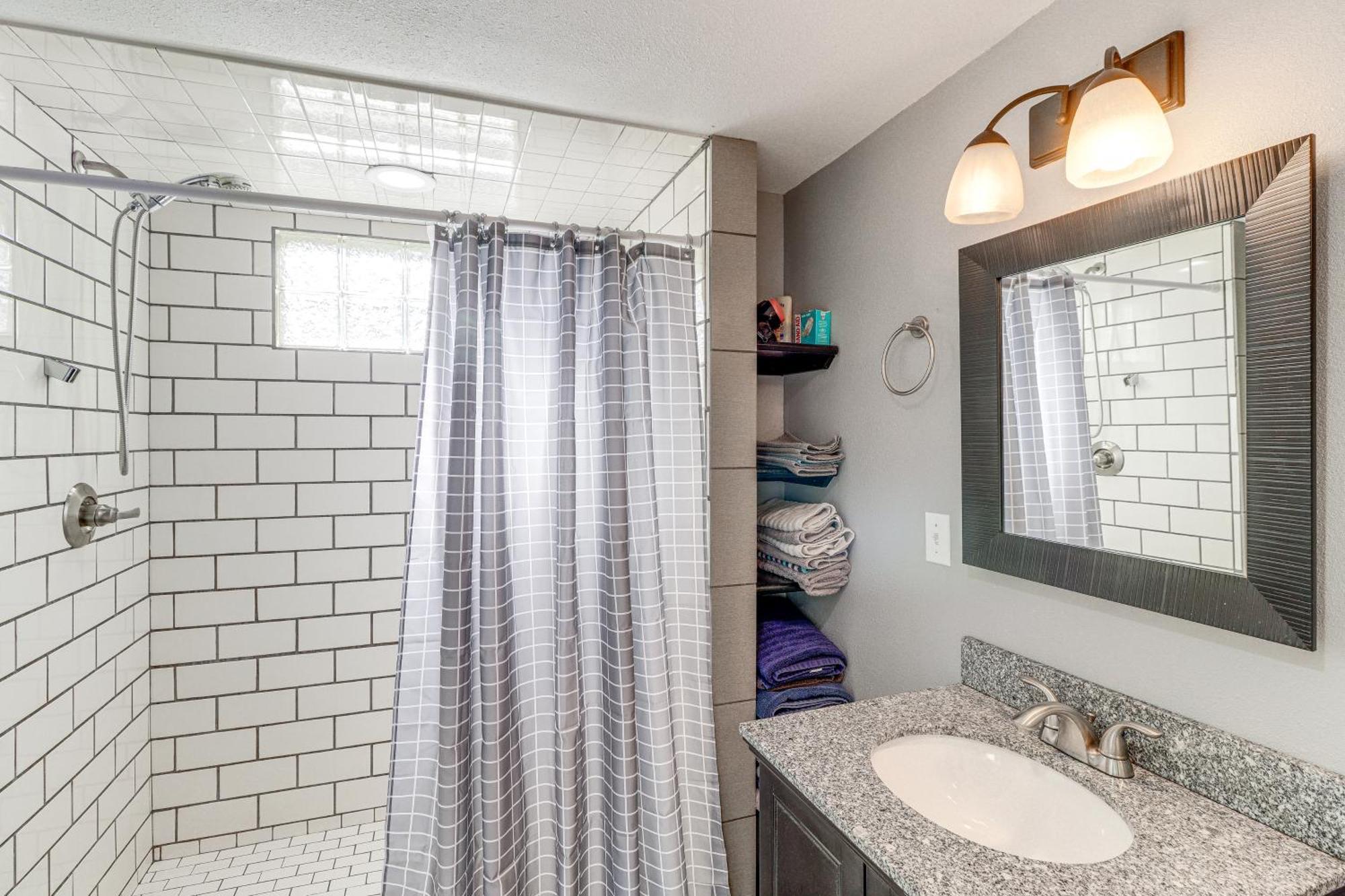 Harrison Family Home With Grill - Near Downtown! Εξωτερικό φωτογραφία